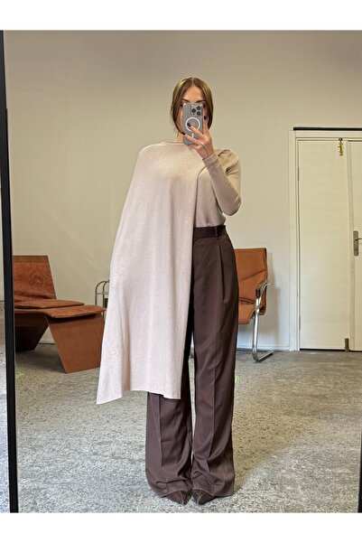 Gallogi Yakası İki Şekilde Kullanılabilir Atkılı Triko Bluz