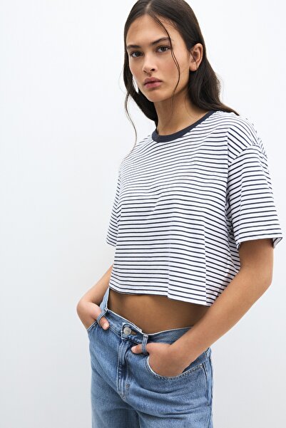 Pull & Bear Kısa kollu crop t-shirt