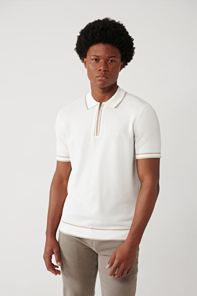 Avva Men's Ecru Zippered Textured Rayon Polo Neck Knitwear Regular Fit T-Shir...