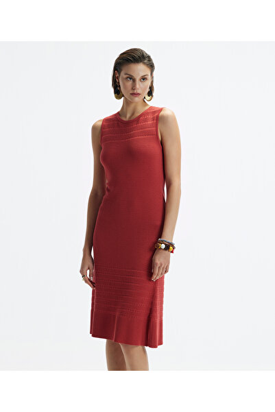 Yargıcı V-Neck Knee-Length Knitwear Dress