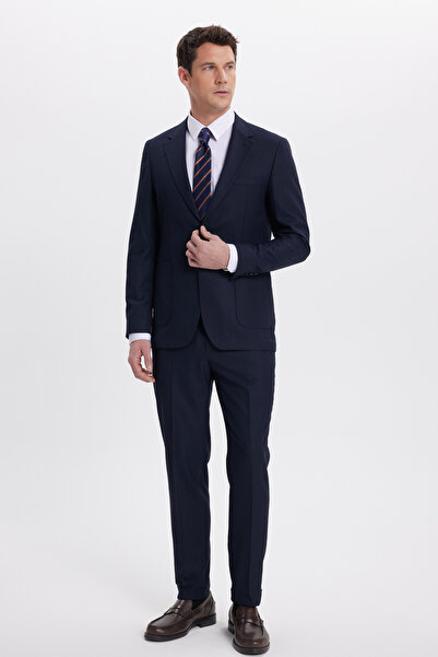 Tudors بدلة رجالية ذات قصة عادية باللون الأزرق الداكن وياقة أحادية وحزام خصر وجيوب وجيوب