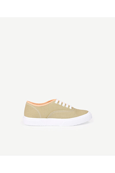 Yargıcı Solid Color Fabric Sneaker