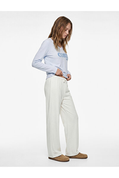 Koton Σετ πιτζάμες με μακρύ μανίκι και λαιμόκοψη με άνετο κόψιμο