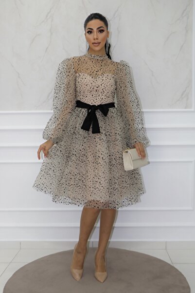 Matik Abiyem Esnek Tül Üzerine Siyah Kar Yağdı Desenli Dekoltesi Kolları Tran...