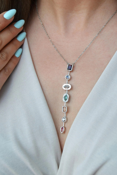 Leo'Stone الموسم الجديد نموذج المشاهير الملونة حجر خاص Y تصميم المرأة قلادة ا...