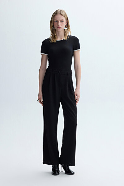 Mudo Wide Leg Pleated Pants