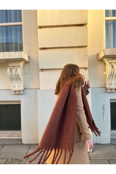 Stern Kahverengi düz püsküllü atkı şal