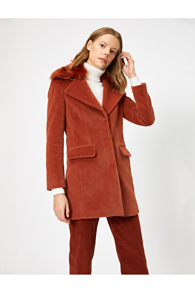 Koton Palton de damă cu guler roșu din blană artificială 0KAK06713EW