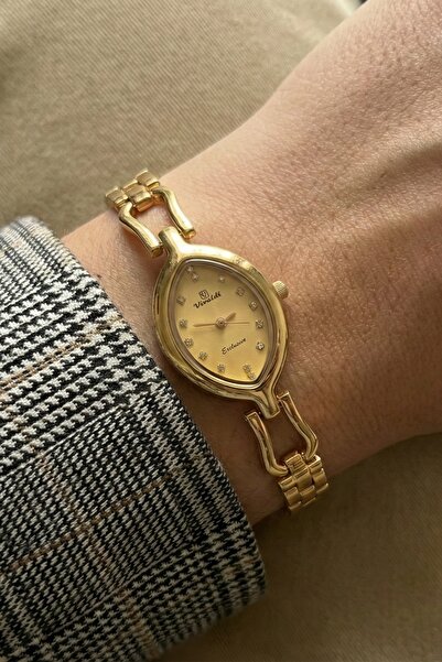 Vivaldi Kadın Gold Oval Tasarım Taşlı Premium Bilezik Çelik Kol Saati | 2 Yıl Garanti