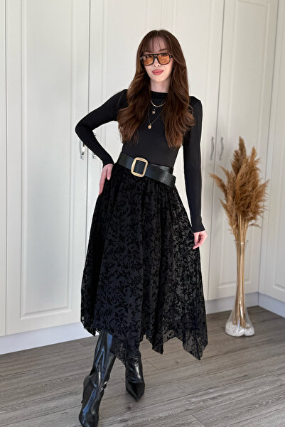 Dilay Gökoğlu Butik Çiçek İşlemeli Siyah Tül Uzun Etek