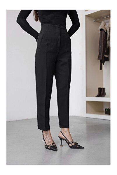 Elif Özbey Butik Siyah Pensli Havuç Pantolon
