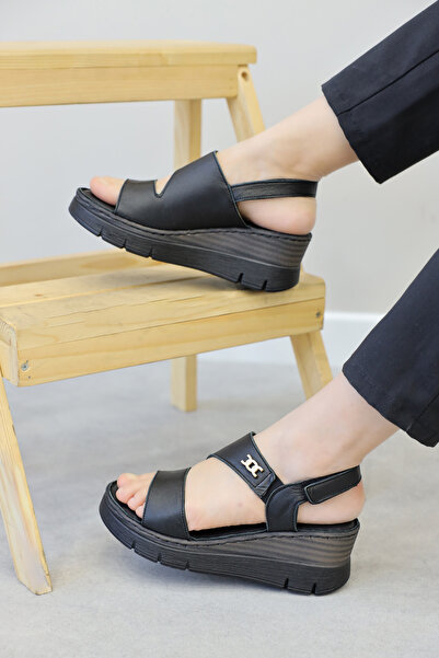 FAST STEP Hakiki Deri Kadın Klasik Sandalet 621ZA1127