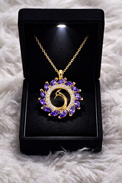 KAR DİAMOND 14 Ayar Altın Zincirli Mekik Ametist Taşlı Tavus Kuşu Kolye Sertifikalı Işıklı Hediye Kutulu