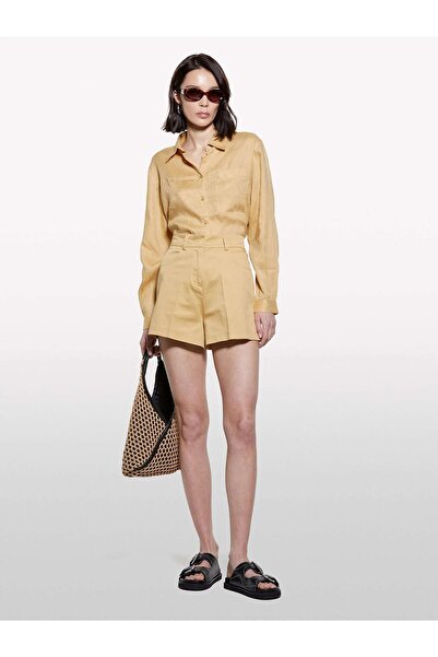 Sisley قميص نسائي بأكمام طويلة مصنوع من الكتان بنسبة 100% مع جيب على الصدر وأزرار - قميص أصفر - 325P5BMLLQ06S