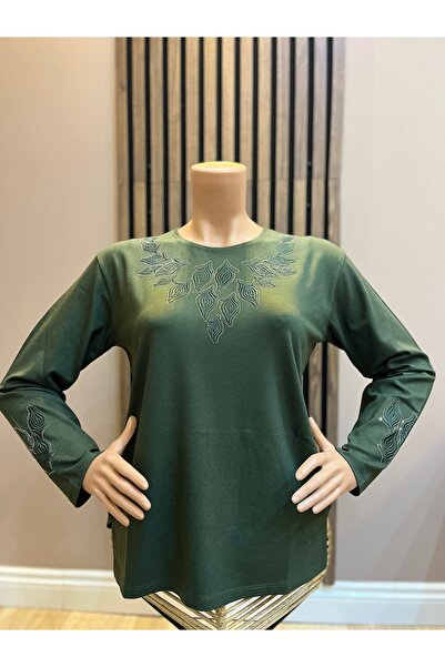 AKMAVİ Kadın Orta Yaş Ve Üzeri Yonca Vizyon İşlemeli Taşlı Yeşil Anne Penye Bluz