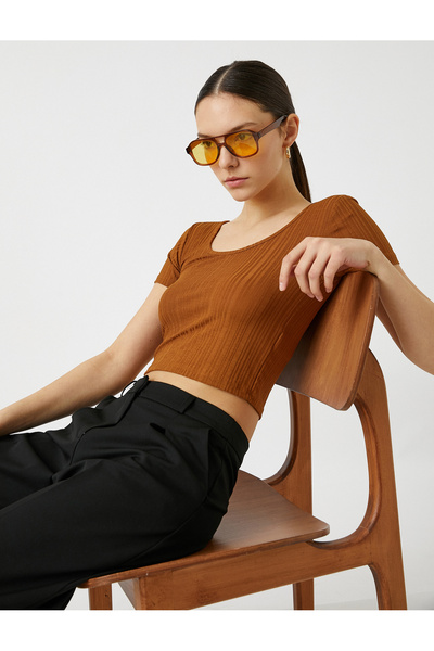 Koton Тениска с U деколте и къс ръкав