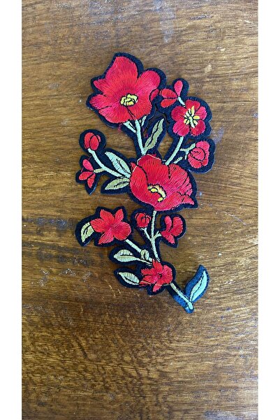 Gönülden Tasarım 17x9 cm peglani cvetni vezeni ukras za šivanje, crveni