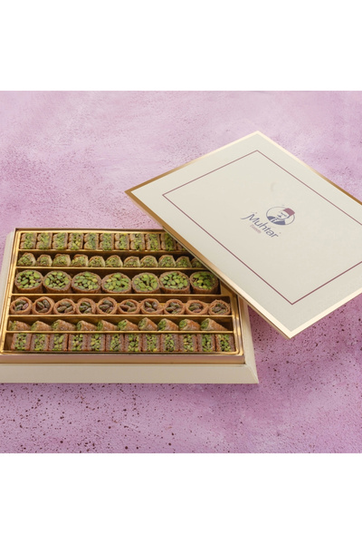 MUHTAR TATLILARI Antep Fıstıklı Lüks Karışık Baklava 650 GR