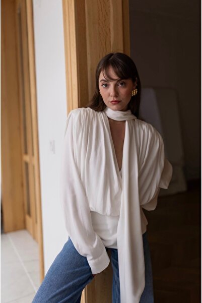 BRTC design Women's Ecru Padded Gipe Detailed Double Breasted Collar Siphon Blouse