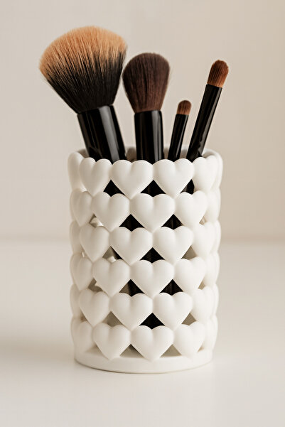 END Design منظم على شكل قلب |   حامل فرشاة المكياج وحامل الأقلام |   منظم طاولة ديكوري