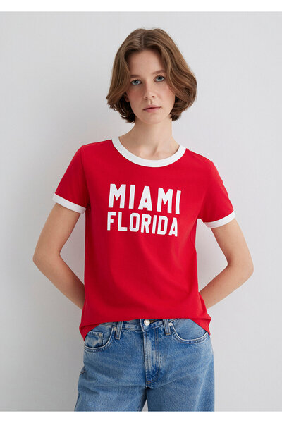 Mavi Florida bedrucktes weißes T-Shirt mit roten Paspeln Slim Fit / Slim Fit 1613062 -70467