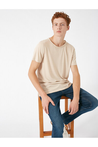 Koton Tričko s krátkým rukávem a výstřihem