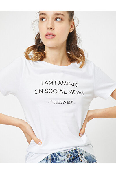 Koton T-Shirt με κοντό μανίκι με λαιμόκοψη