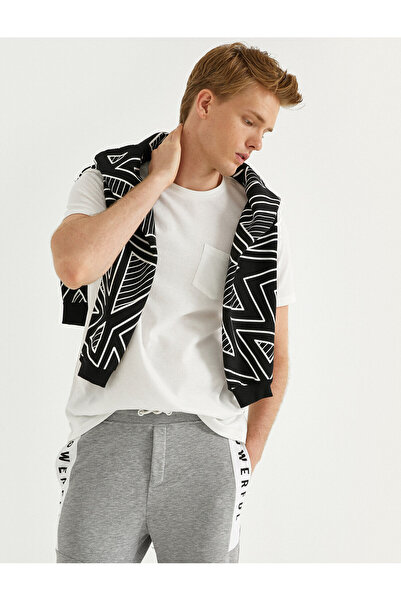 Koton Základní tričko s kapsou