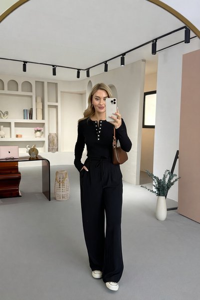 Sezgi Tekin Black Trousers with Elastic Waist and Tie Detail