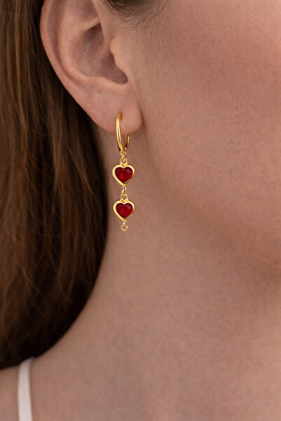 charmove ile kendinizi şımartın Kadın Gold Renk Kırmızı Kalpli Minimal Küpe