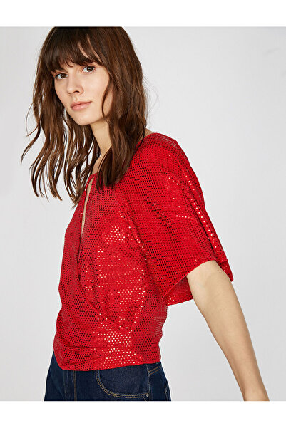 Koton Γυναικεία μπλούζα με κόκκινη παγιέτα με λεπτομέρειες
