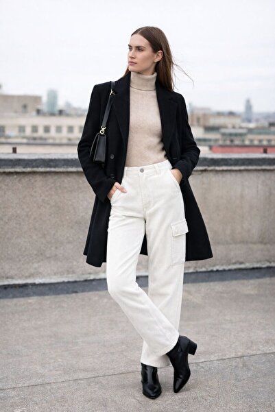 MG GİYİM STORE Beyaz Kadife Normal Bel Cep Taş Detaylı Kargo Pantolon