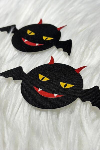 Bikini Mayokini Dünyası ملصق صدر على شكل خفاش للهالوين - أسود