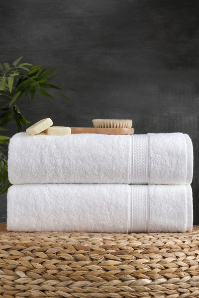 eumenia Softtouch 100% Cotton 2-Piece White Hotel Spa Bath Towel Set 70X140 cm