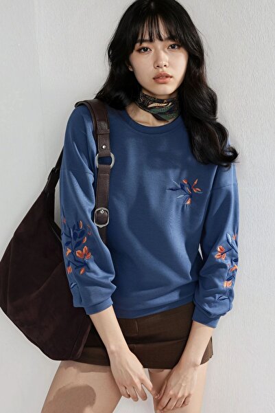 Hiccup Modal Textured Embroidered Crew Neck Sweatshirt Berşan Collection