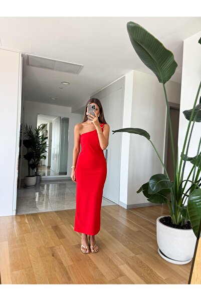 MERVE AKSOY Omzu Gold Tokalı Elbise - Kırmızı