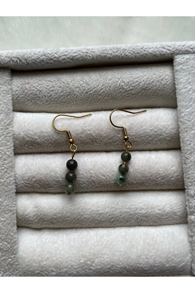 Pel Design أقراط مصنوعة يدويًا من الفولاذ القياسي بحجر الزمرد المينيمالي