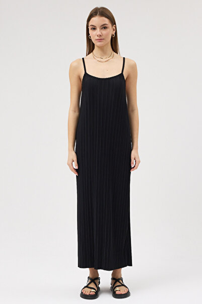 MAK PLEAT Kadın Pliseli Rahat Kesim Askılı Elbise