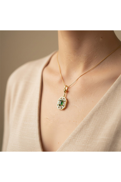 Brandsmiths Emerra Classic Necklace