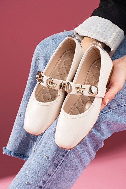 FUGA MODA Marina Beige Skin Sea Shell Star Accessory Banded Ballerinas