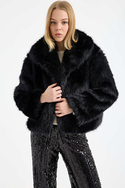 Sementa Short Faux Fur Mock Neck Coat - Black