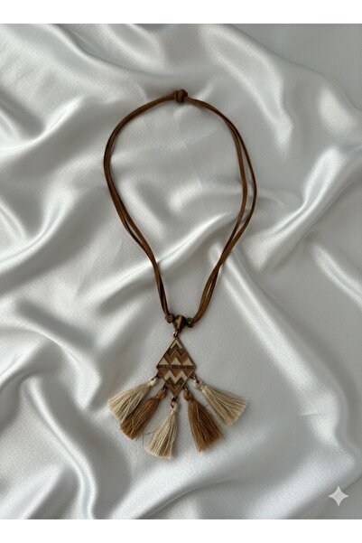 Store Etnik desenli püsküllü kolye