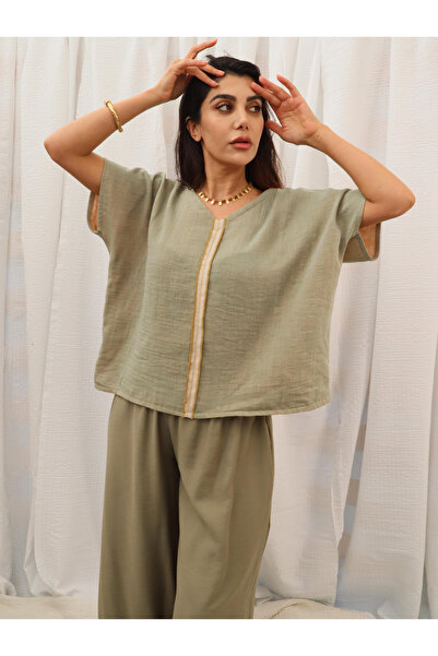 Su Koleksiyon Mi̇dyat V-Neck Tassel Detailed Muslin Blouse / Green