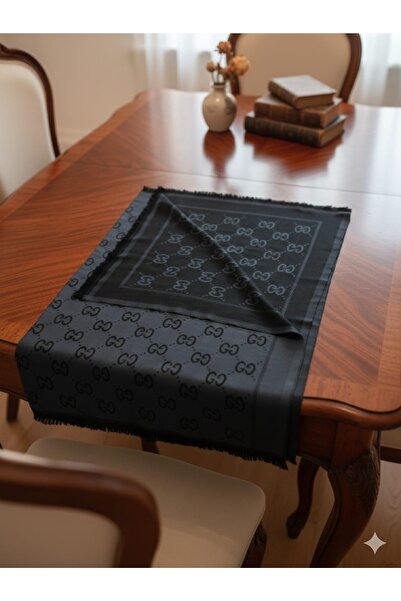 w white stars sports & wear شال مزدوج الجوانب بنمط G