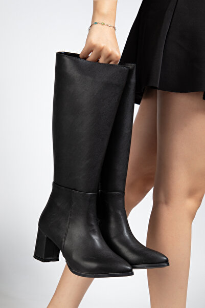 perry shoes حذاء نسائي من RENIE بكعب سميك أسود اللون بسحاب عند أسفل الركبة وم...