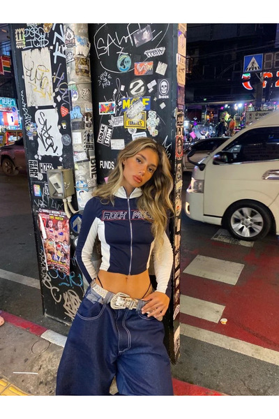 8line Black Retro Rockmore 85 Zippered Crop Cardigan