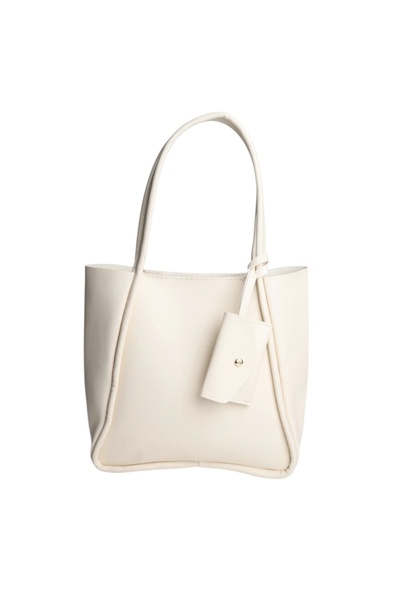 Eylül حقيبة كتف نسائية بتفاصيل محفظة من الجلد الصناعي الكريمي