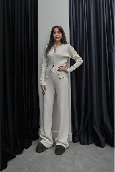 Havoş Set de tricotaje cu detaliu în talie ecru, cu închidere cu capsă