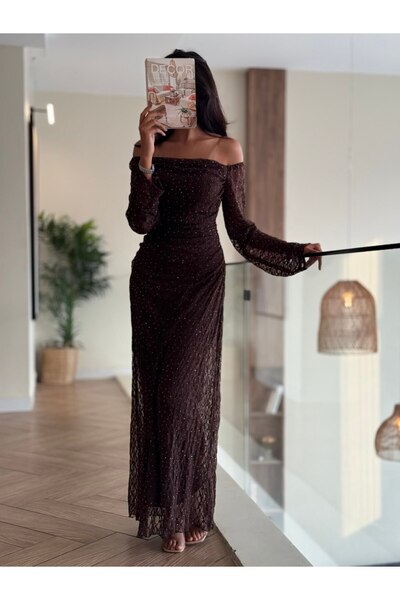 VİVİ فستان سهرة دانتيل بلون البني بقصه أنثوية