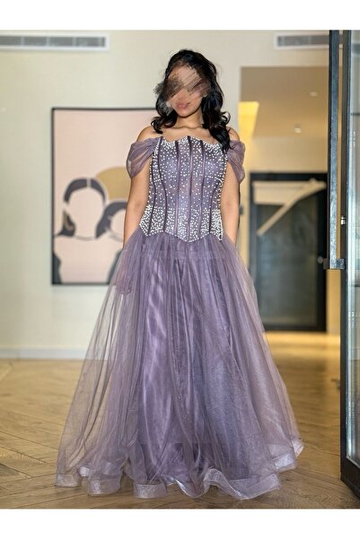 VİVİ فستان سهرة بنفسجي ملكي بتصميم كورسيه مرصّع بالكرستال